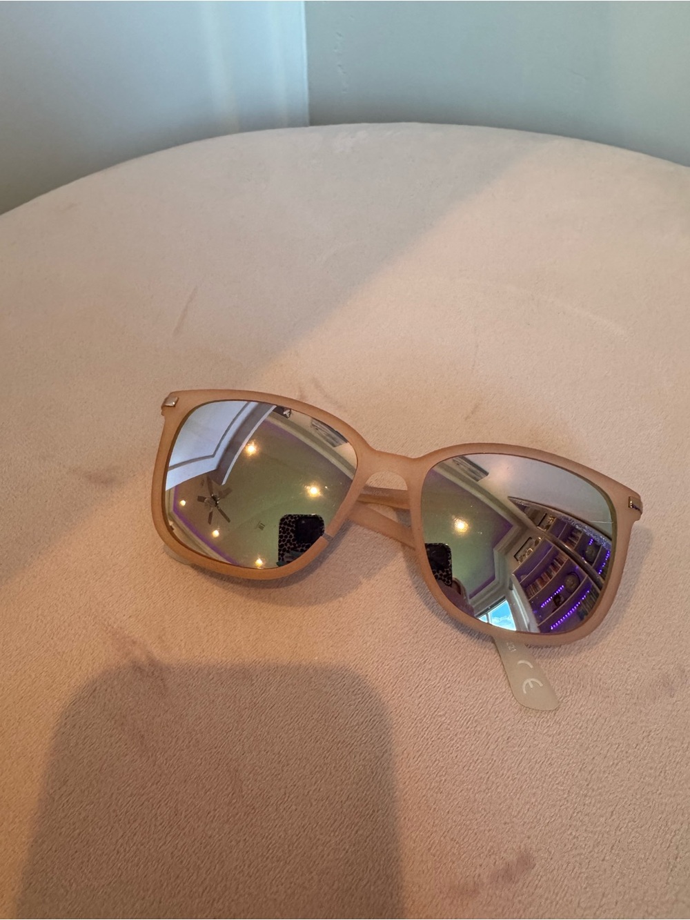Beige Frame Mirrored Lens Sunglasses